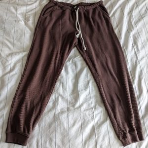 Brown aerie/American Eagle waffle knit joggers, size Large